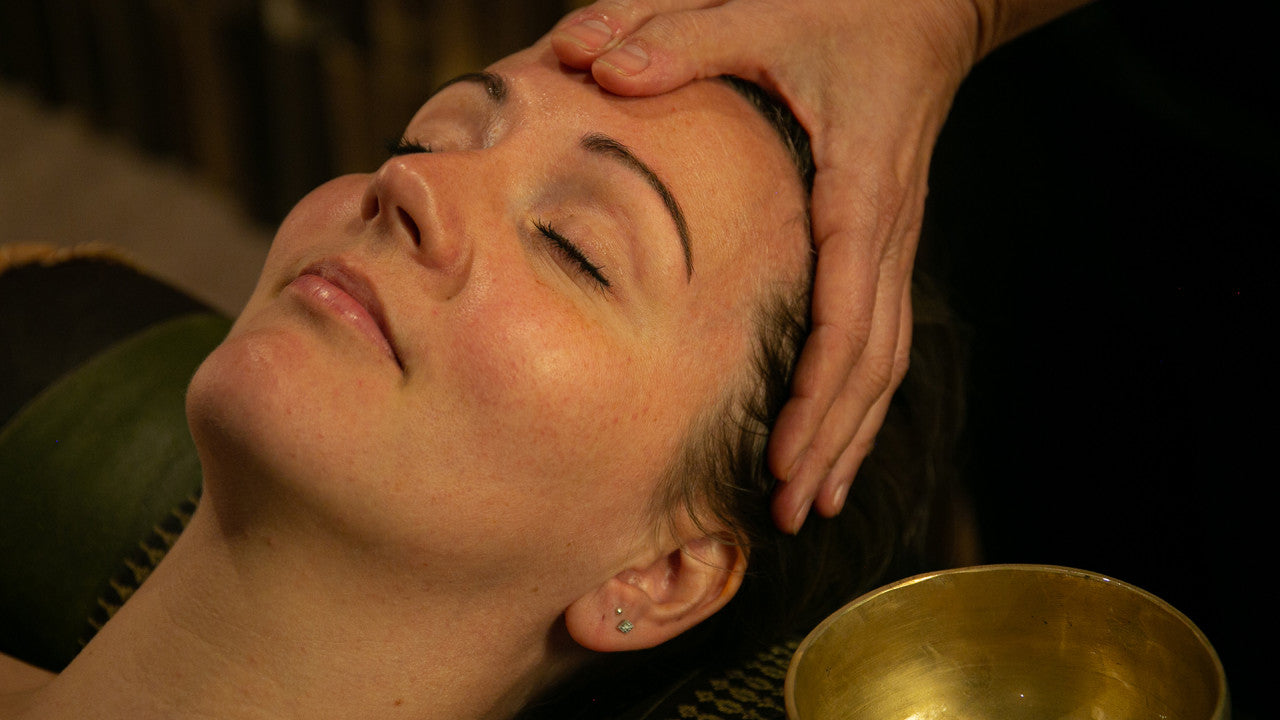 Hoofdhuidmassage en haarverzorging: wat zegt onderzoek over de effecten op de hoofdhuid?